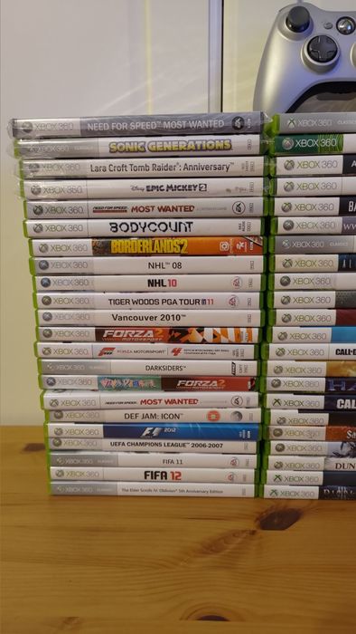 Xbox 360 zestaw gier i akcesoria