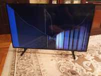 Телевизор Samsung UE43AU8000U