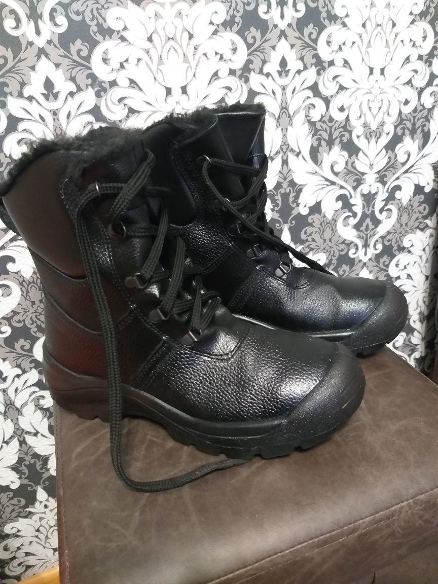 Берці Valtex «КОБРА» р.42 чорний черевики