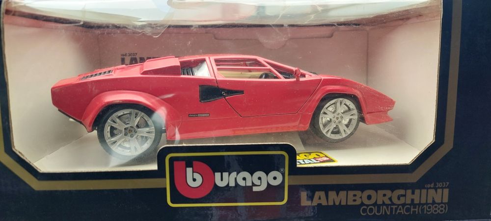 Model 1:18 Lamborghini Countach Złom