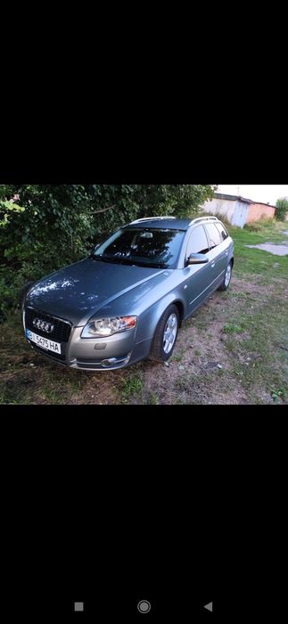 Ауді А4 2005 року
