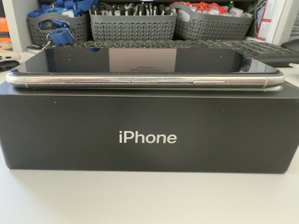 Iphone 11 pro max Silver