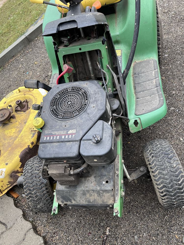 Traktorek kosiarta John deere LT 155