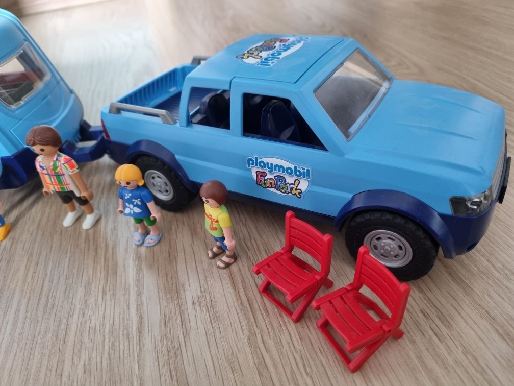 Playmobil FunPark pickup z przyczepą