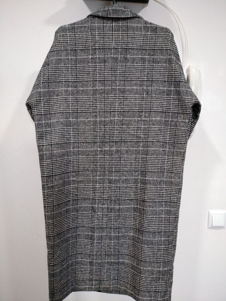 Продам пальто женское в клетку,  Mango