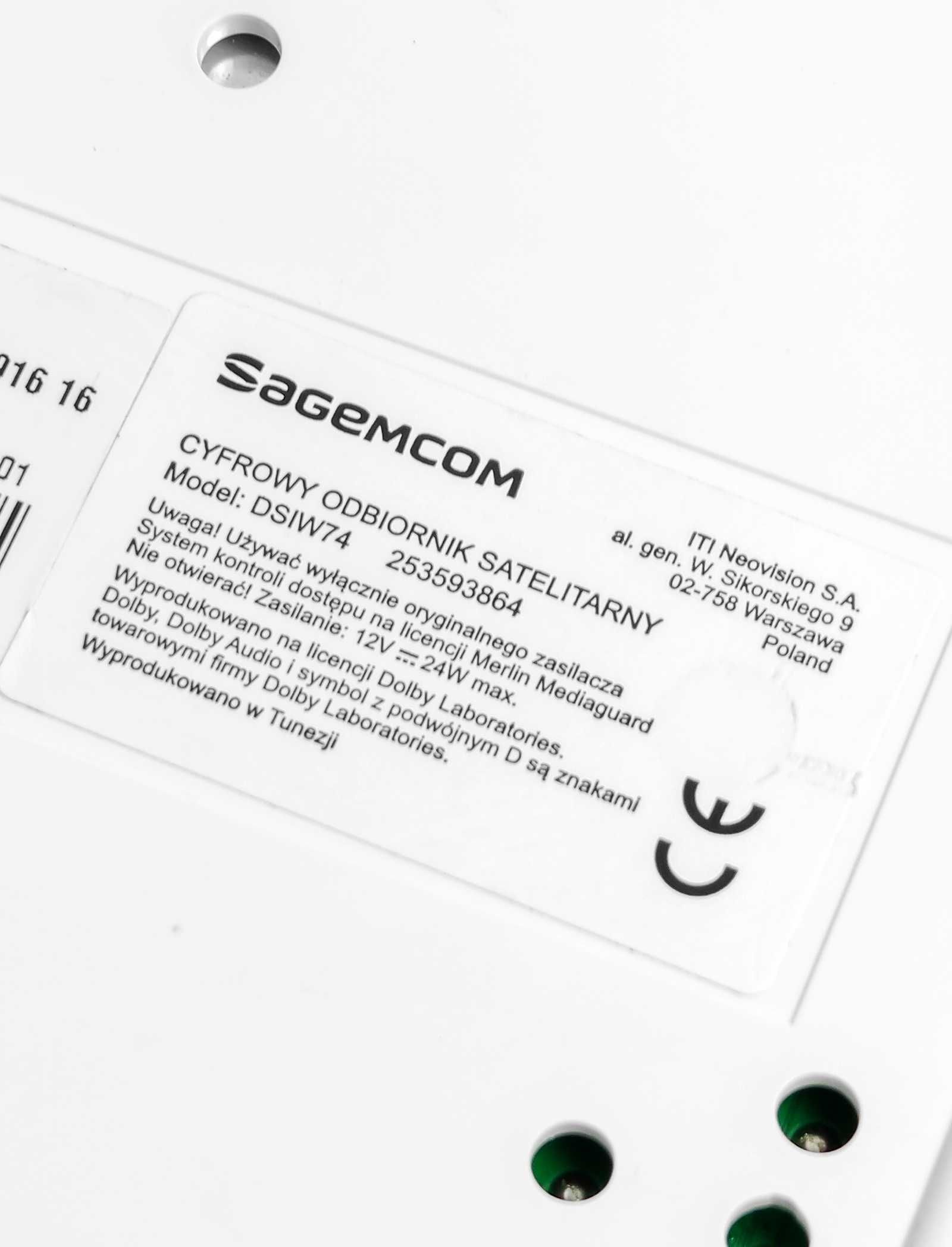 Dekoder satelitarny na kartę WiFiBox+ Sagemcom DSIW74 | Komplet, nowy!