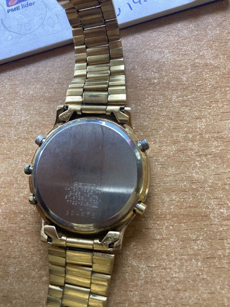 Relogio Seiko dourado