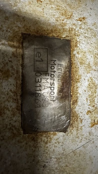 Tłumiki basowe Fredrich MotorSport A4 B7 1.8T