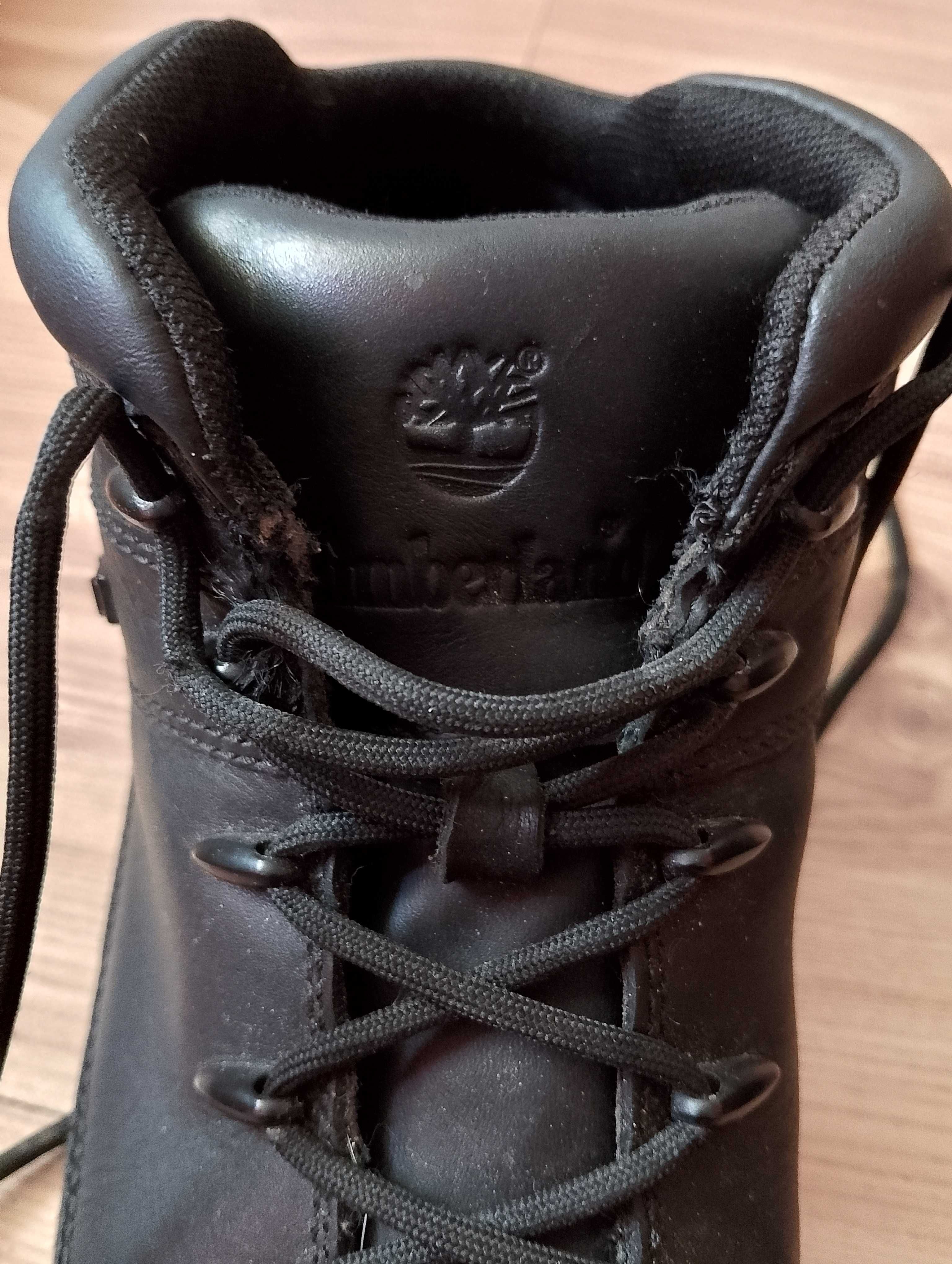 TIMBERLAND. Buty sportowe.