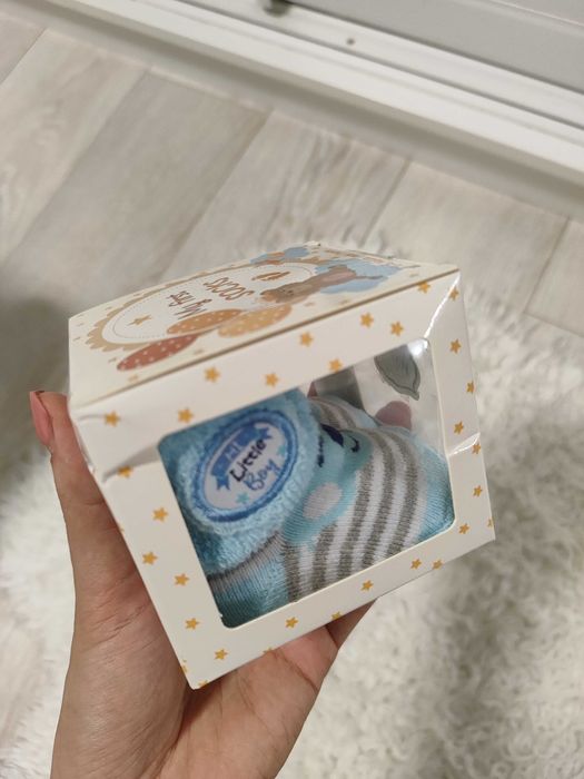 Подарункові шкарпетки для новонародженого