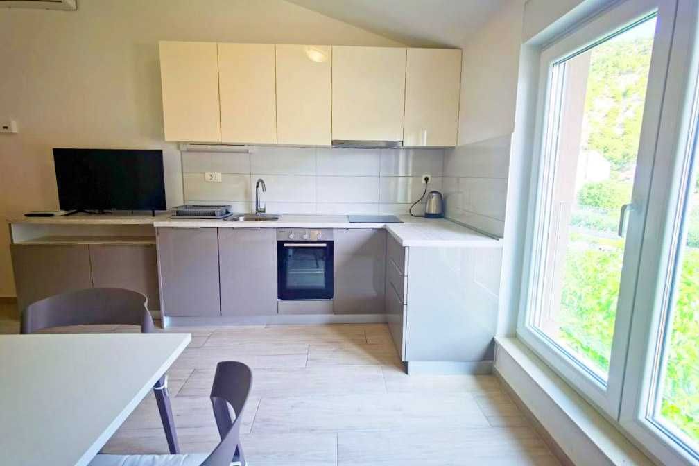 Chorwacja OMIS apartament na plaży z najpiękniejszym widokiem na morze