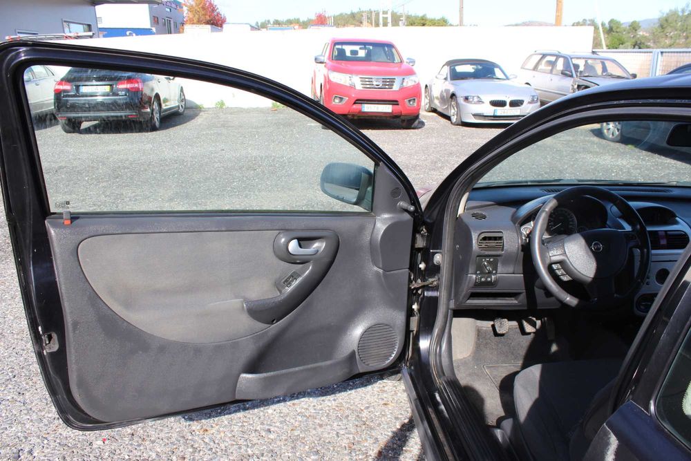 Opel Corsa C 1.2 16V Sport