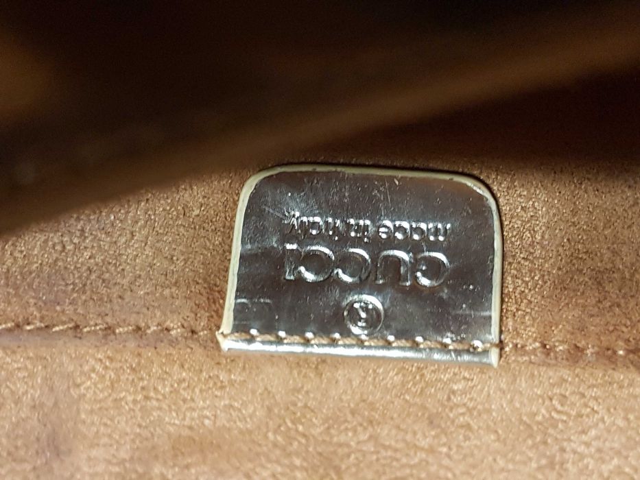 Женская сумки, клатчи Gucci и др.