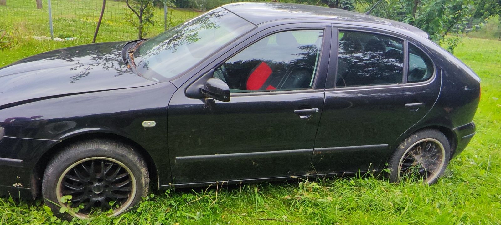 Sprzedam  samochód Seat Leon 1.6 z 2002