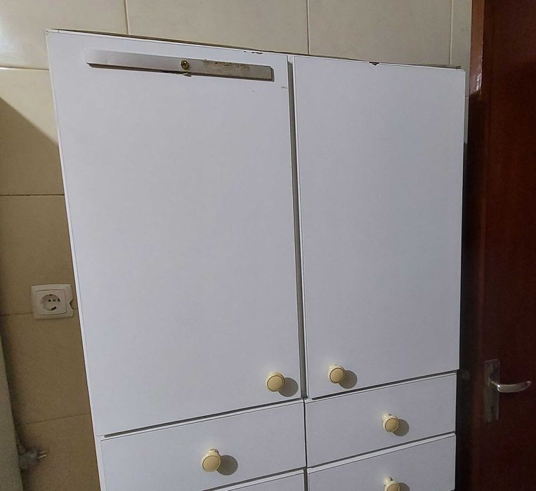 Móvel de arrumação