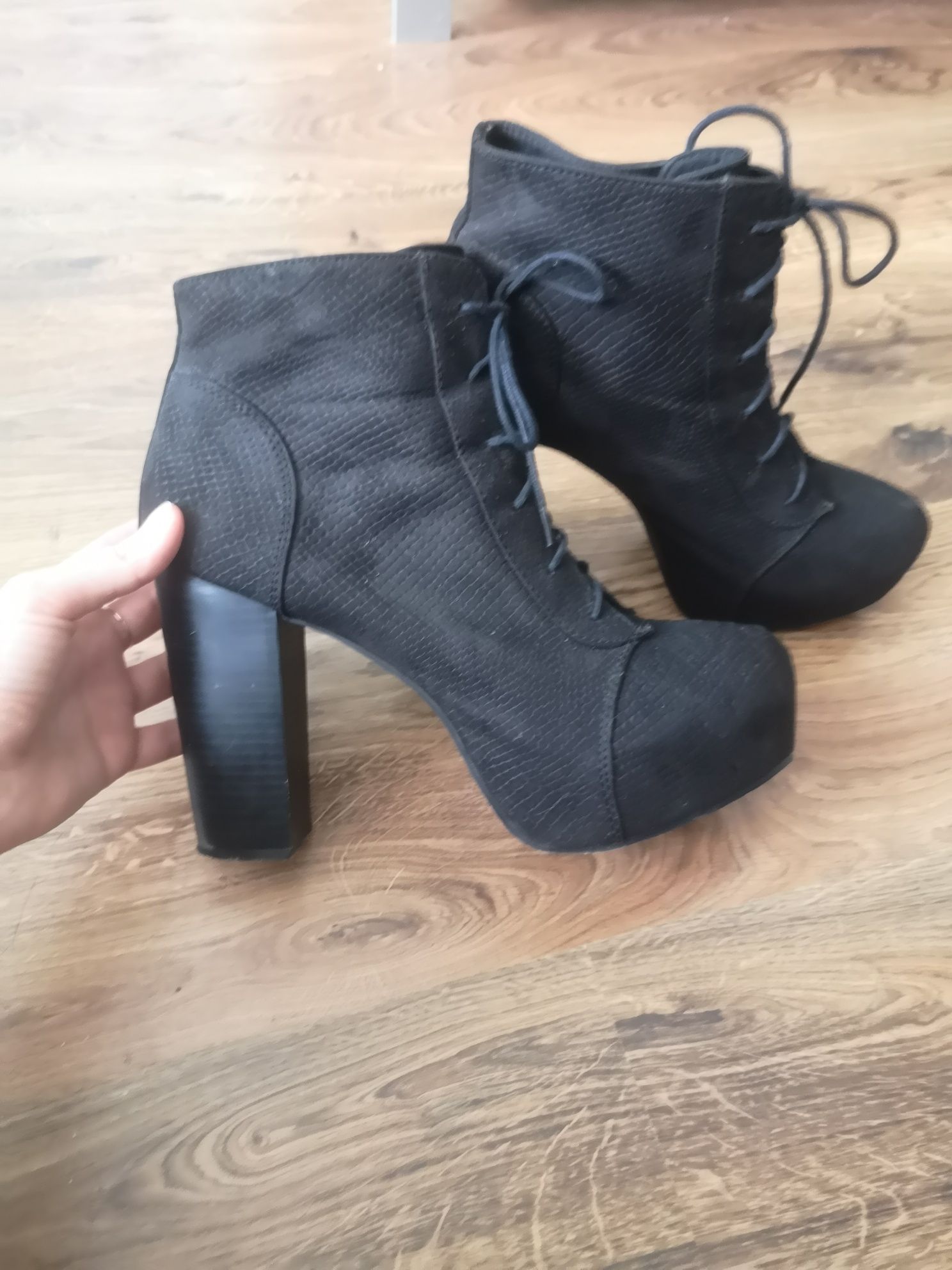 Botki czarne na platformie h&m divided r.41 Jeffrey Campbell lity