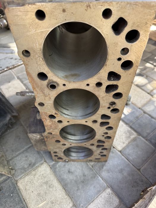 Ивеко 3.9 двигатель на разборку