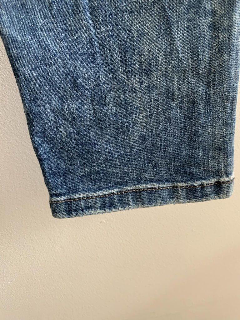 Dżinsowe spodnie męskie jeansy z przetarciami zwężane slim fit 40 L