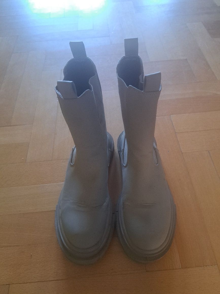 Buty botki Bershka rozm.37
