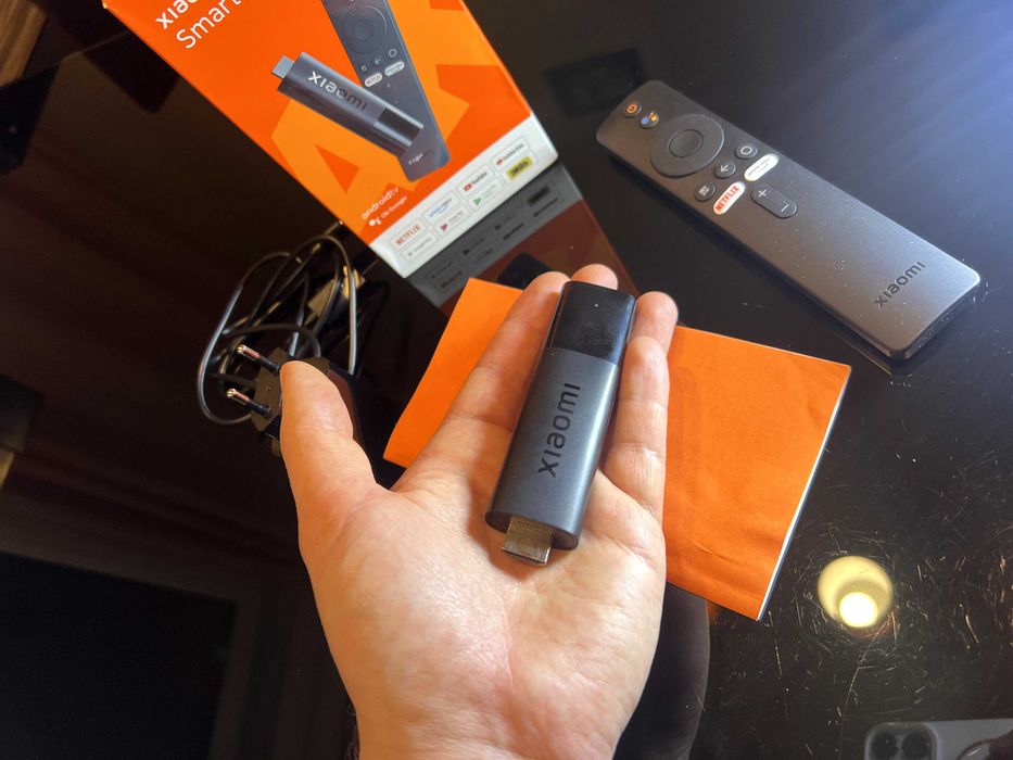 Медіаплеєр Xiaomi Mi TV Stick 4K (MDZ-27-EU)