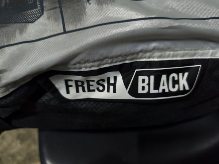 Tenda black and fresh