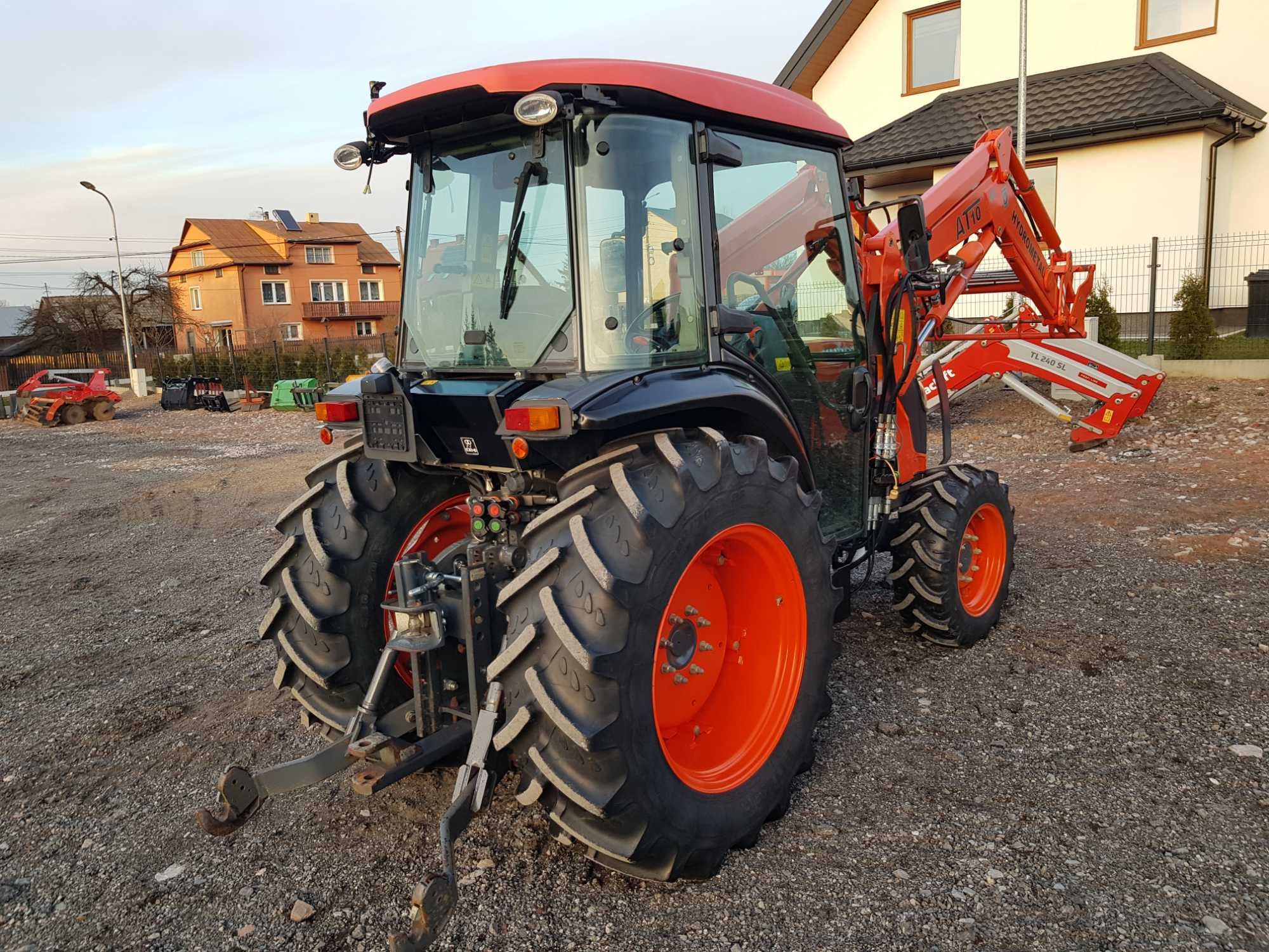 kubota M7040 Narrow 2650MTG 2016ROK SALON POLSKA