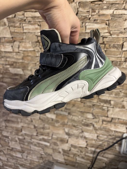 Кросівки, 32 р. - 19 см