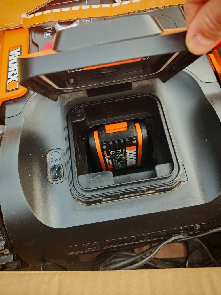 Robot koszący WORX Landroid M500 Plus WR165e GW 05.2028