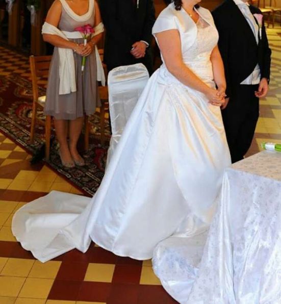 Suknia ślubna biała rozmiar 42