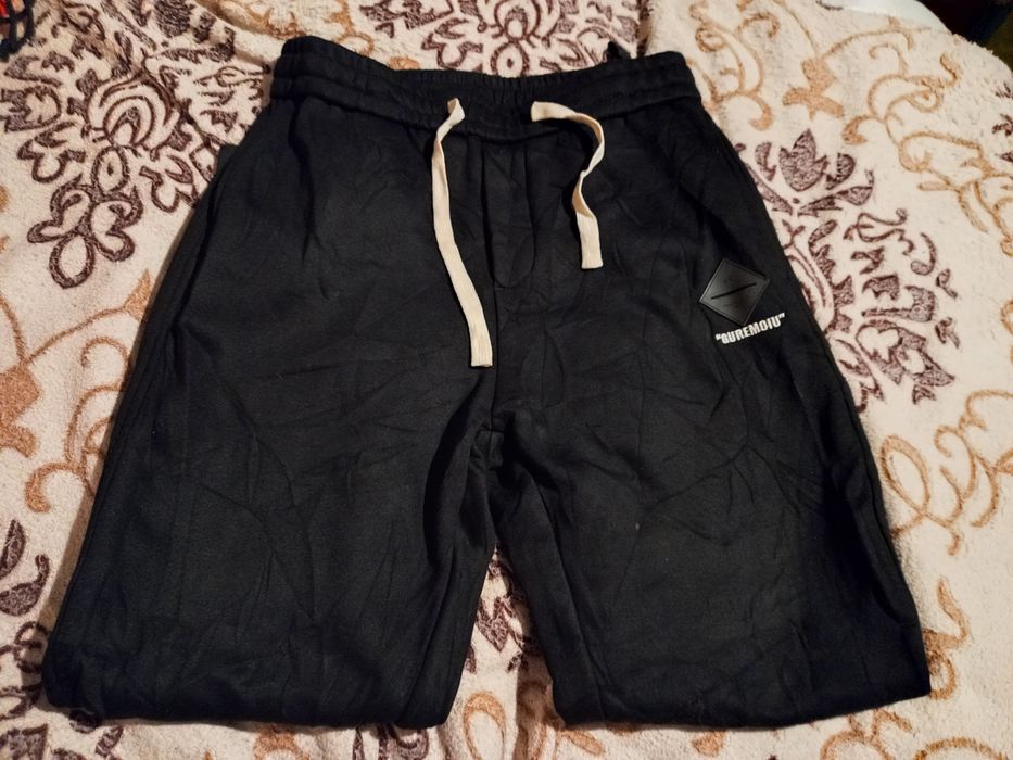 Продам спортивні штани утеплені