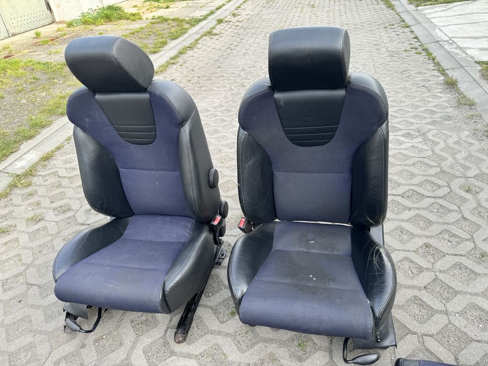 Fotele recaro Ford Focus mk1 st170