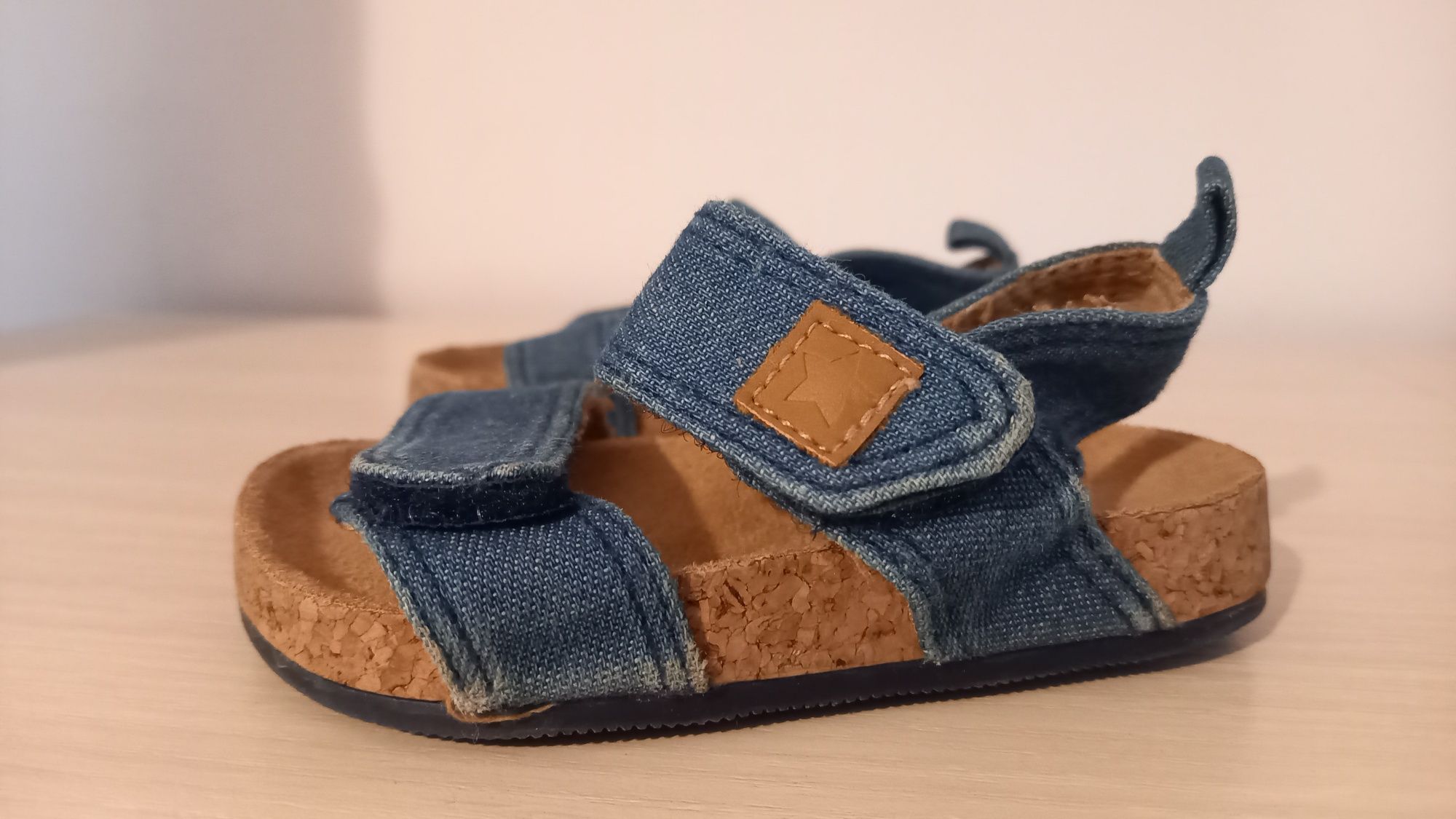 Sandałki H&M rozmiar 18/19 sandały