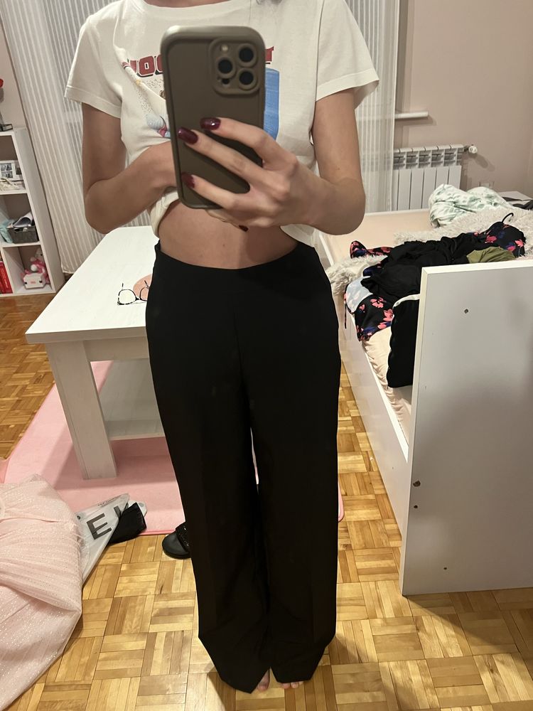 Czarne eleganckie spodnie