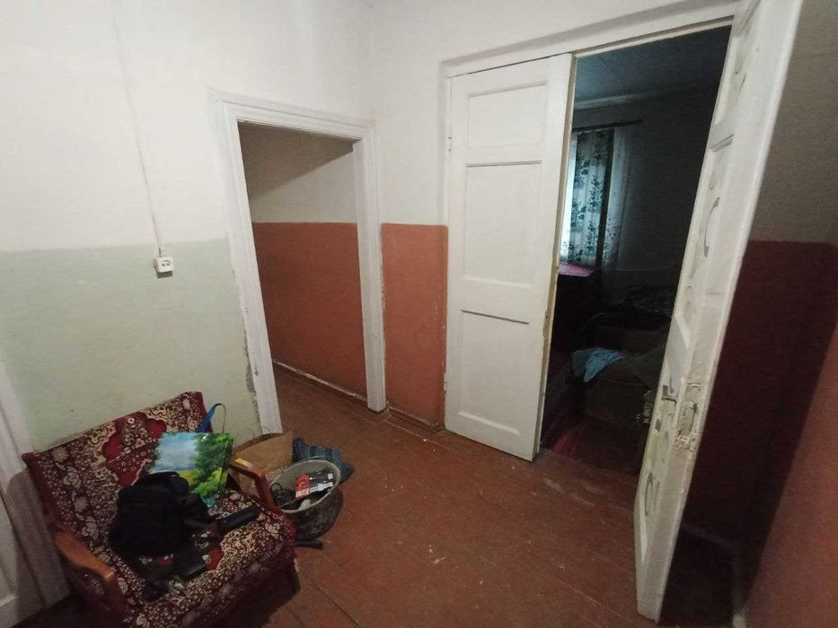 Продам 2-х кімнатну "сталінку", 17-й квартал