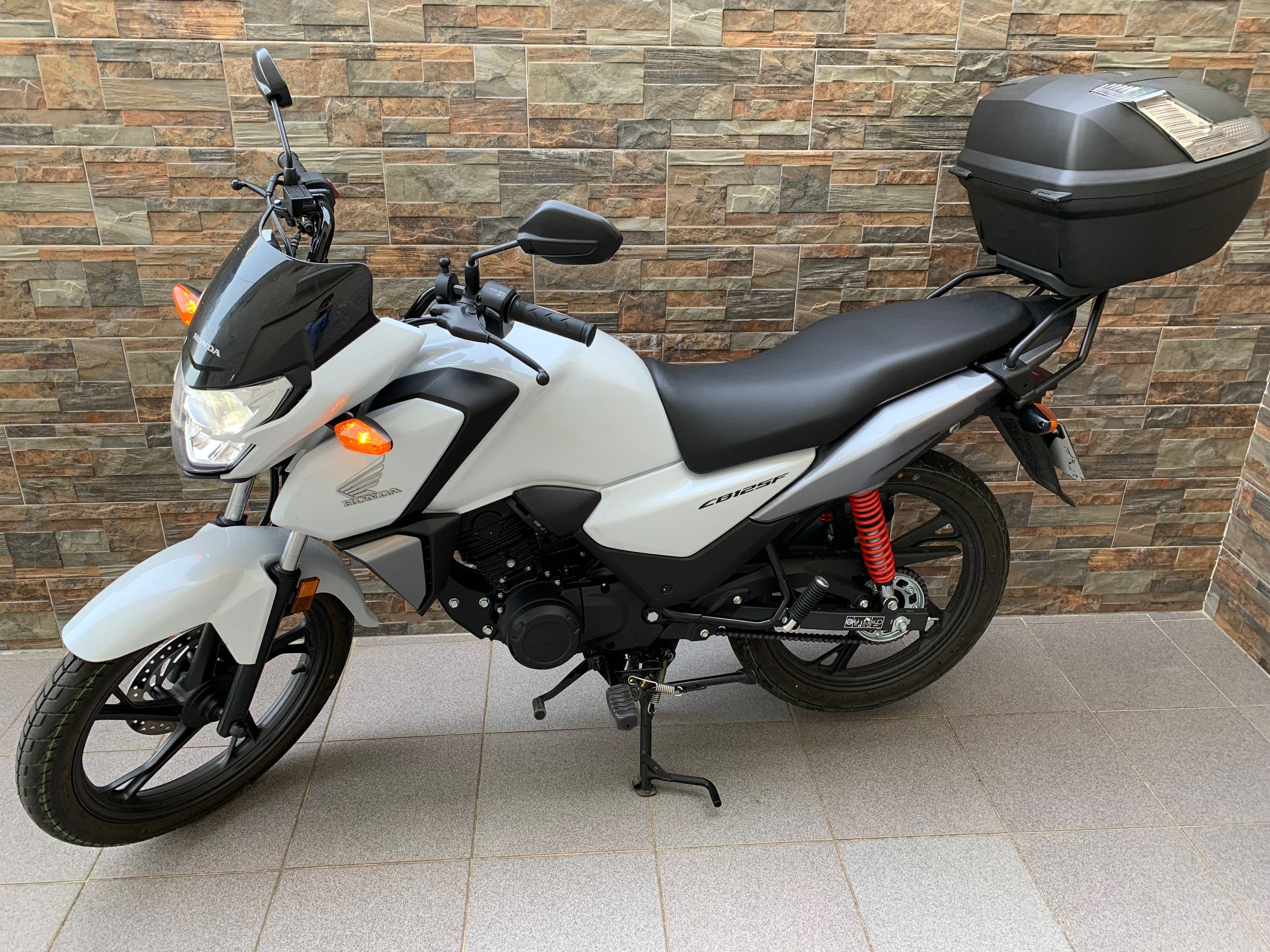 Honda CB125F 2022/11 como nova