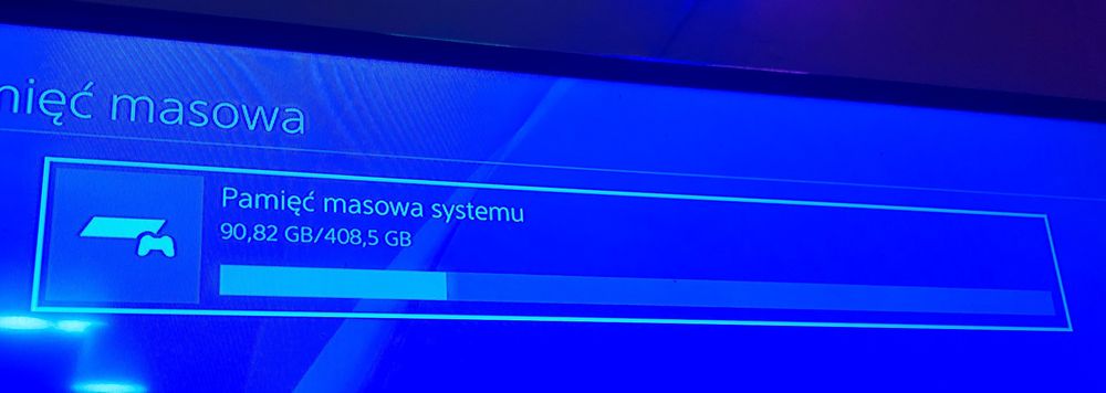 Konsola ps4 slim moro