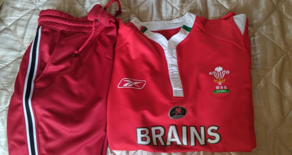 Футболка для занятий спортом, футболом