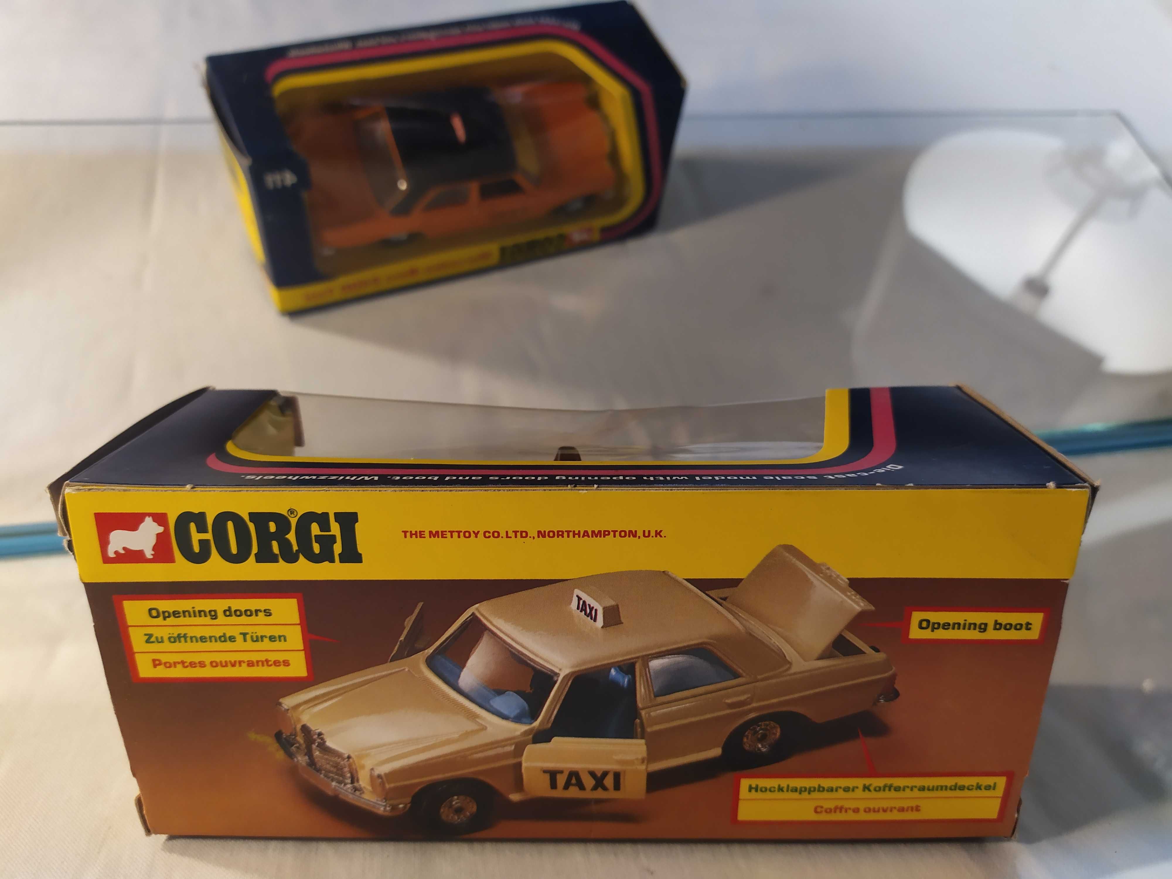 Corgi Mercedes-Benz 240D TAXI - com Caixa original (como Novo) 1975