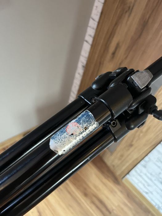 Statyw Manfrotto 190b + głowica 352RC + torba