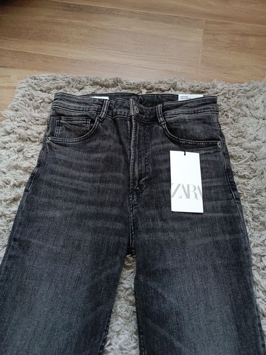 Spodnie jeansowe czarne Zara