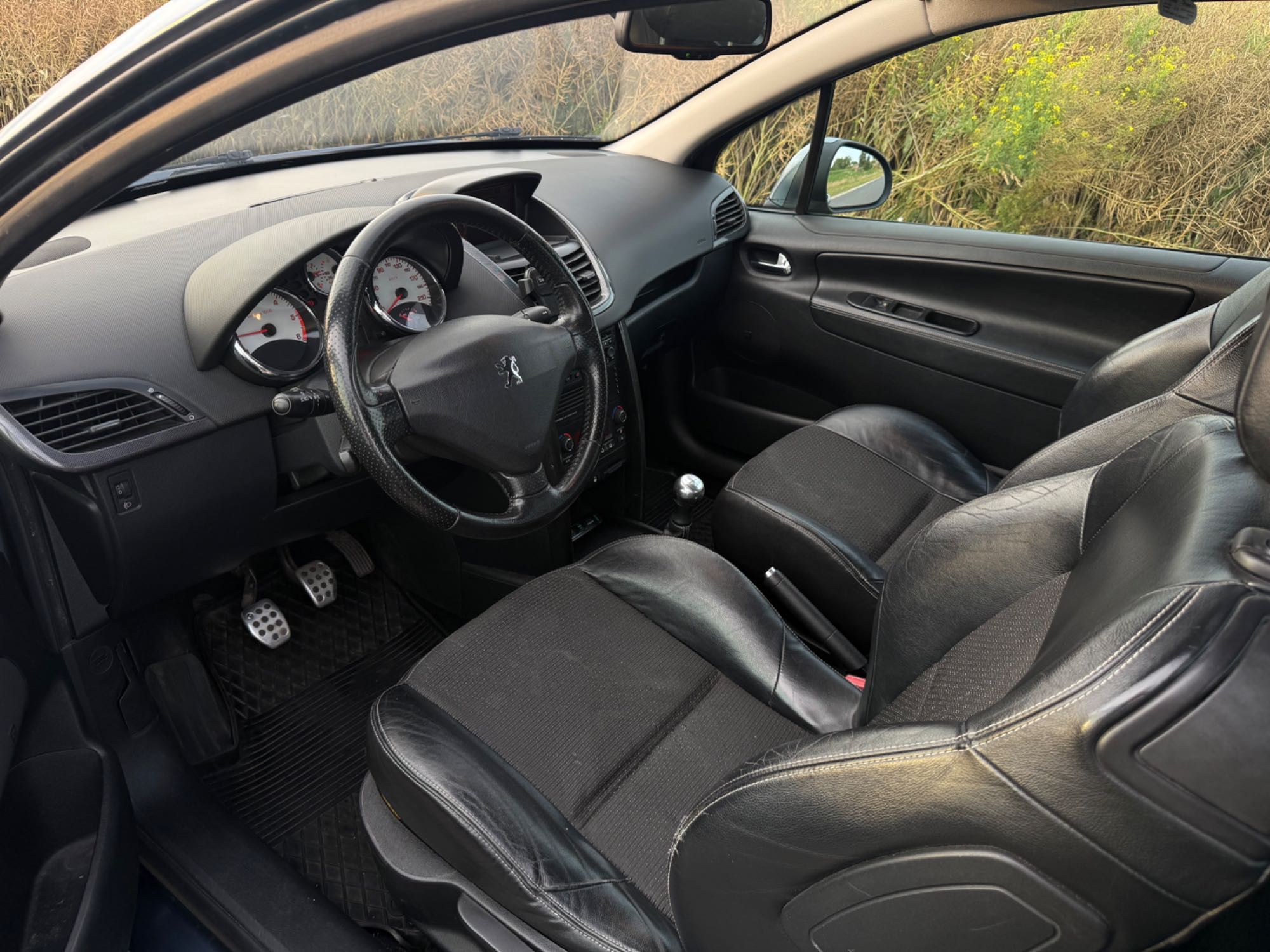 Peugeot 207  1.6 HDi  90 kM JBL