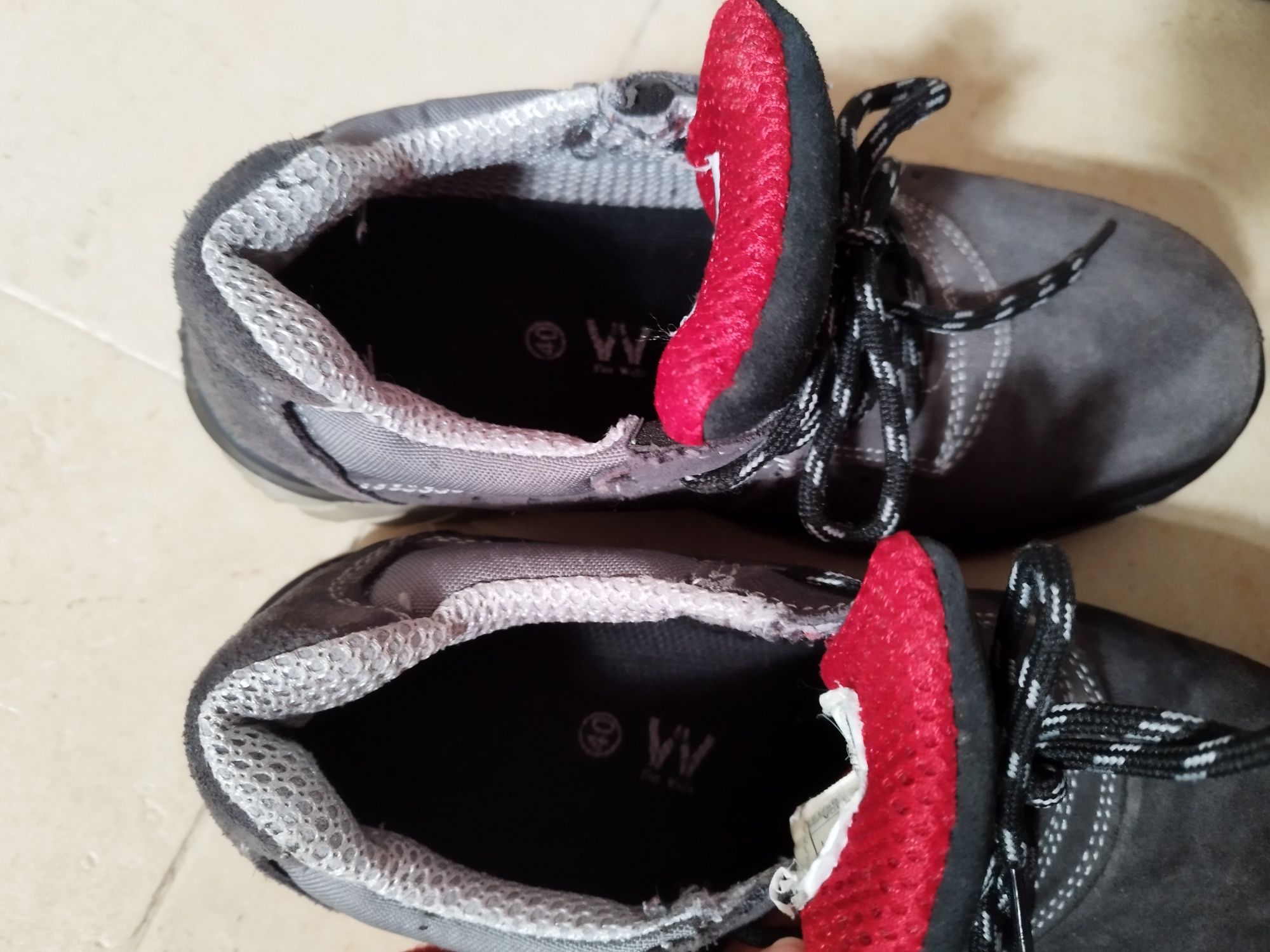 Sapatos de segurança/biqueira de aço n.40 e 42