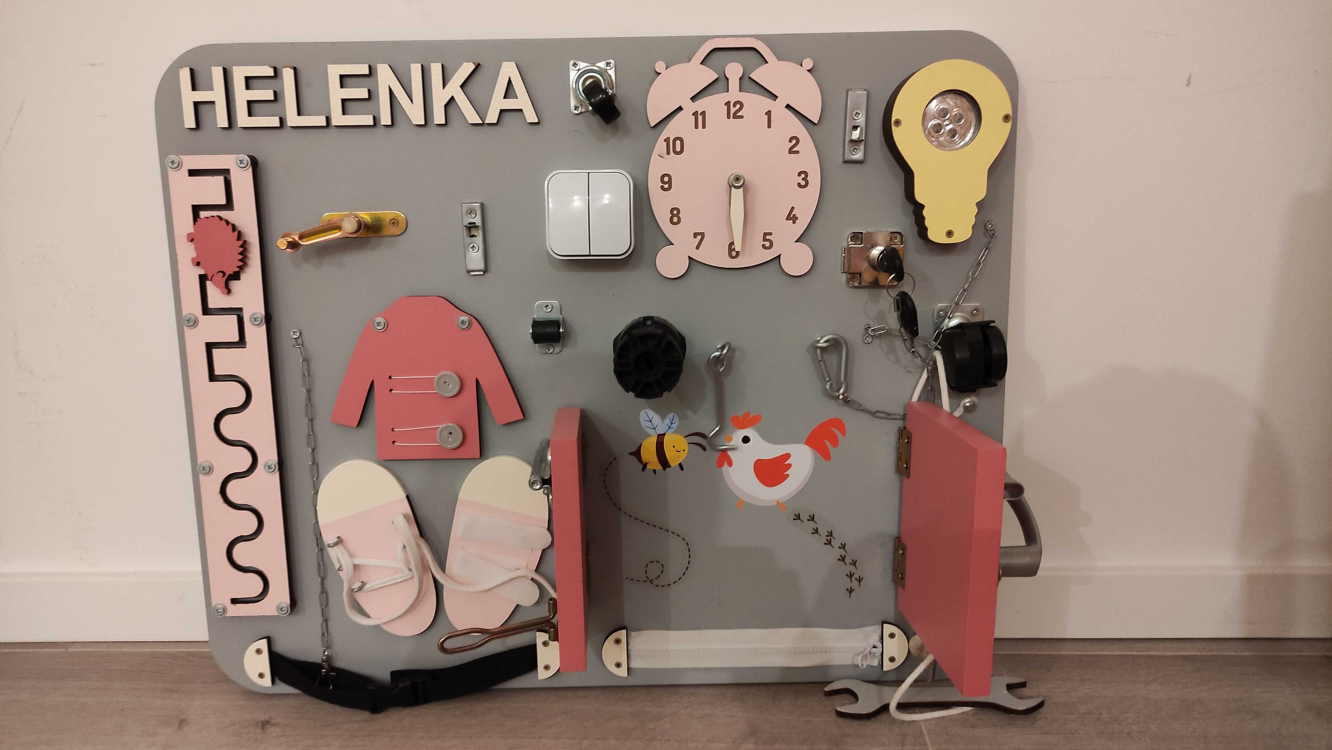 Tablica manipulacyjna sensoryczna XXL, personalizowana Helenka