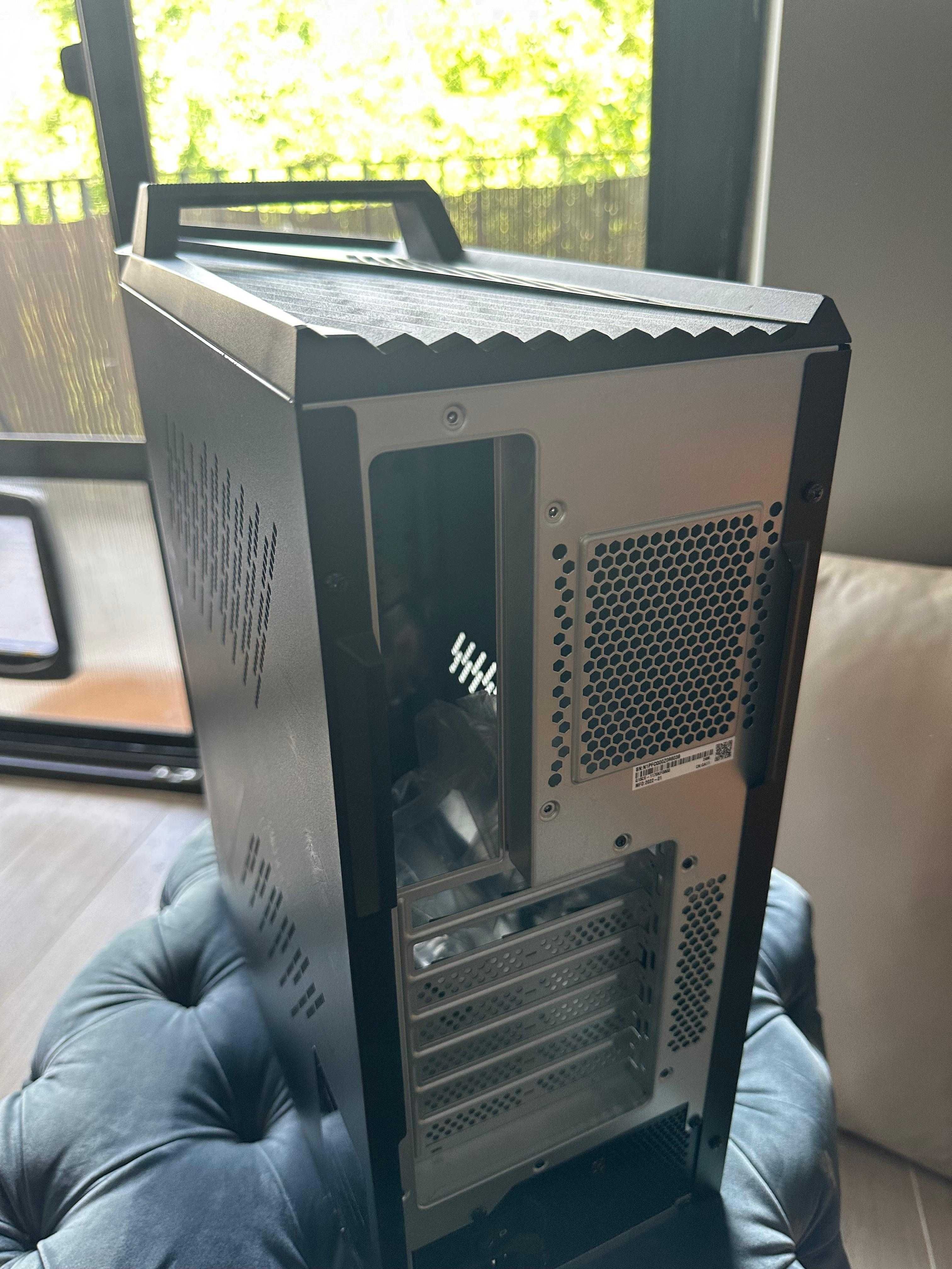 PC case Asus rog STRIX G15CEw