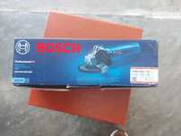 Rebarbadora Bosh GWS 900