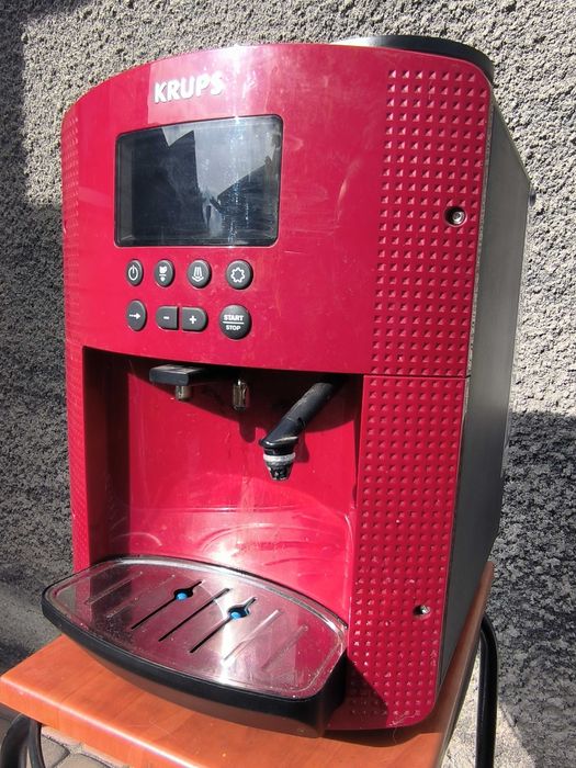 кавомашина KRUPS FPB145001P