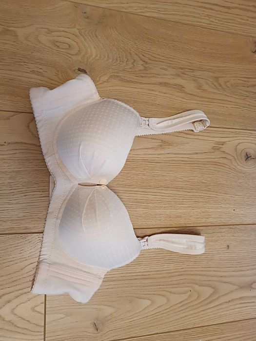 Biustonosz do karmienia