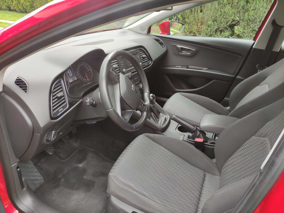 Seat Leon 3 1.6 TDI 1 właściciel w PL, Hak, grzane fotele, 2kpl kół,