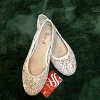 Promocja!!! Białe koronkowe buty rozmiar 36