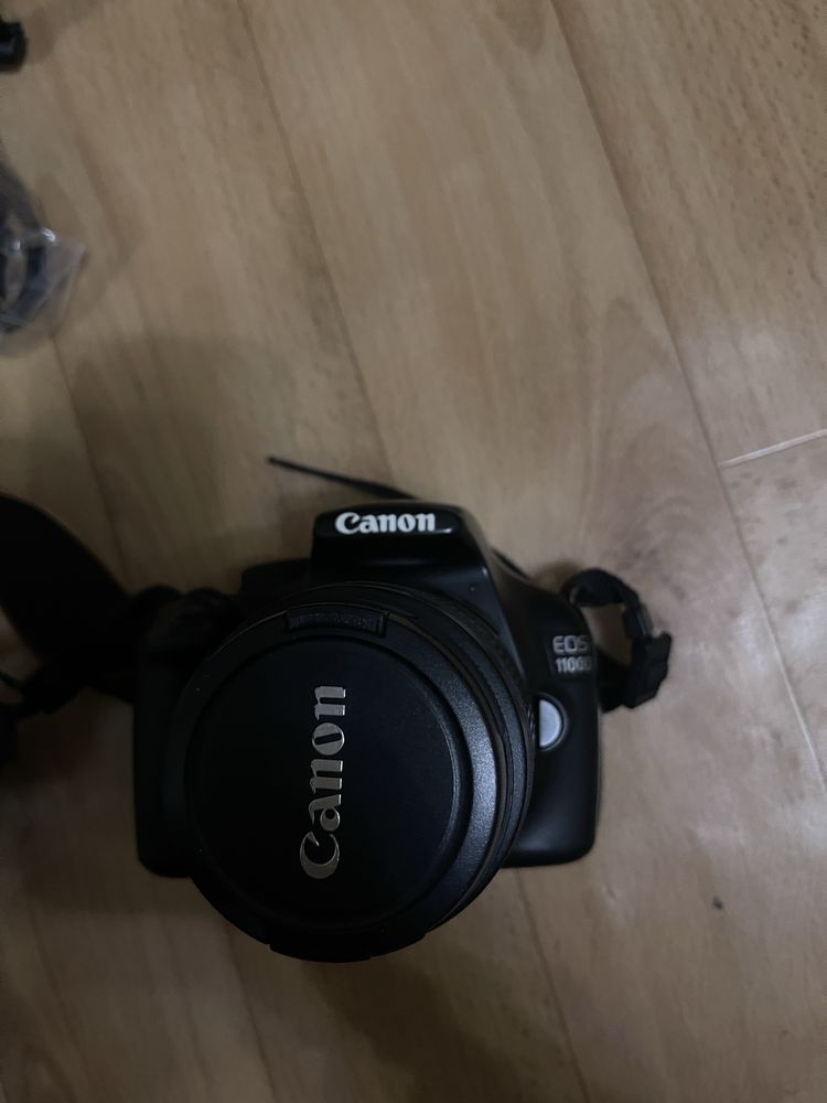 Продам Canon D1100